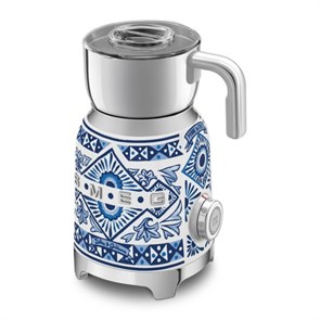 Вспениватель молока Smeg MFF01DGBEU mff01dgbeu